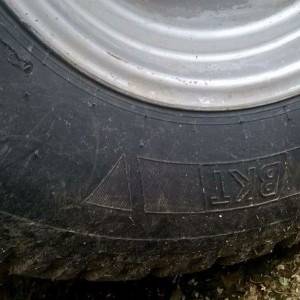 Gume 500.50-17 komplet sa felgama 4 kom