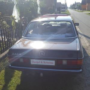 Prodajem Mercedes 123 240D