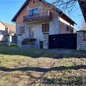 Kuca za prodaju Slakovci
