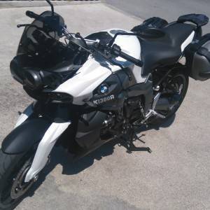 PRODAJEM BMW K1300R 2009 GOD PRVI VLASNIK