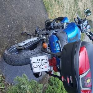 KAWASAKI ZR-7