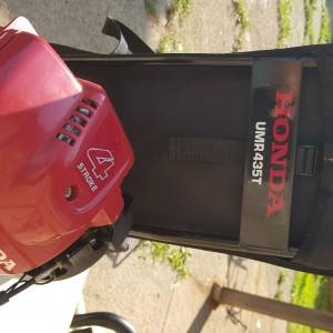 HONDA leđna motorna kosa / trimer / flakserica UMR 435T LEET 4-taktni