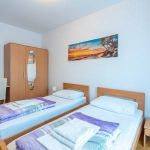 Stan, 80m2, 3 sobe, Špansko