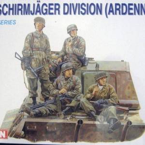 Maketa figurice 3rd FALLSCHIRM J&#xC4;GER DIVISION ARDENNES 1944 1/35 1:35