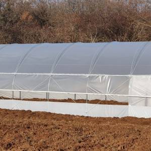 Plastenik 4,5 m širine sa bočnim otvaranjem