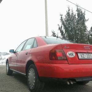 Prodajem Audi A4 1.9 tdi 1995. godište