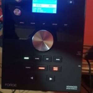 Prodajem elektronac, Alesis Forge advanced, može zamjena za elektro ak