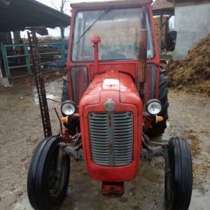Traktor Imt