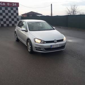 Volkswagen GOLF VII