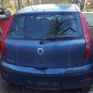 Prodajem Fiat Punto