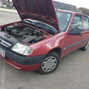 Citro&#xEB;n  Saxo