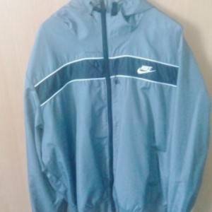 trenirka nova xl ali je L veličina gornji dio