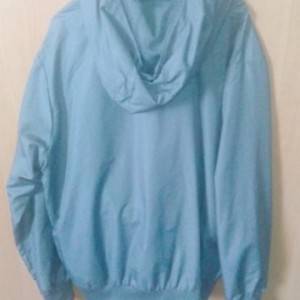 trenirka nova xl ali je L veličina gornji dio