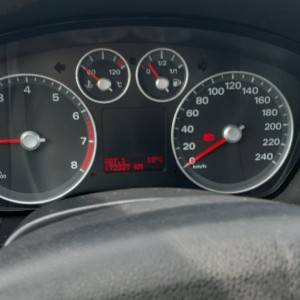 FORD FOKU 1,4 16V