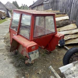 Kabina za traktor IMT