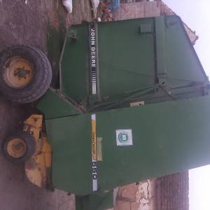 Balirka Johan Deere 550