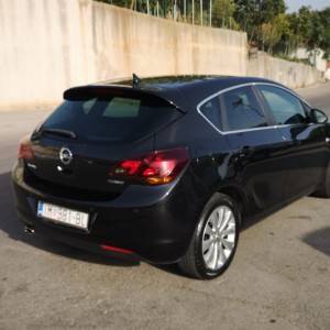 Opel astra 1.4 turbo benzin LPG