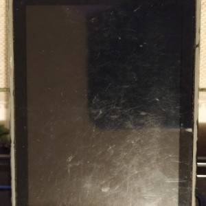 SAMSUNG GT-S5360 + baterija, za dijelove