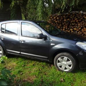 Dacia Sandero 1.4  15.000,00 kn