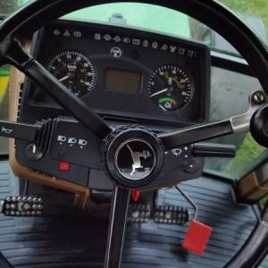 John Deere 6600