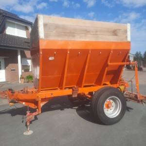 Posipač za vapno Amos (Amazone)