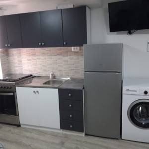 ** Prodajem dva apartmana u Vrsima**