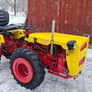Traktor  tomo vinkovič 521 registriran u ispravnom stanju cjena nije f