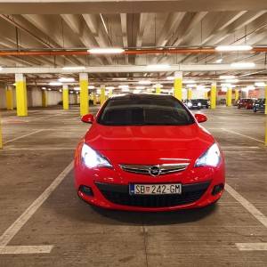 Opel Astra J GTC