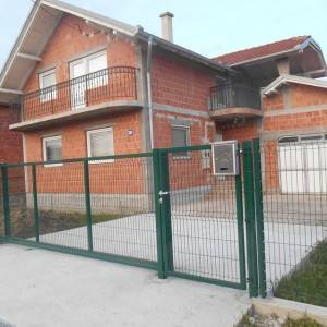 Kapije, ograde... prodaja i montaža