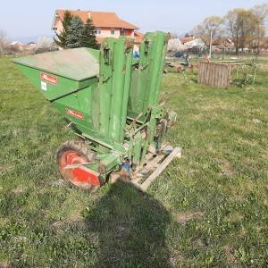 Automatska sadilica za krumpir