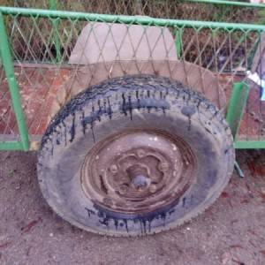 Prikolica za frezu-traktor