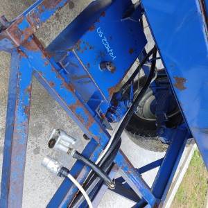 Prikolica trostrani kiper