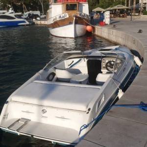Gliser Aquatron 2350sc sa trailerom , 7m, Mercruiser 4.3 V6