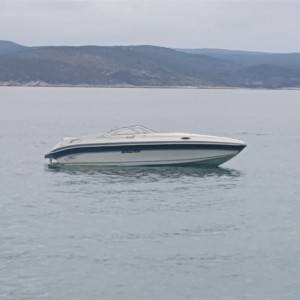 Gliser Aquatron 2350sc sa trailerom , 7m, Mercruiser 4.3 V6