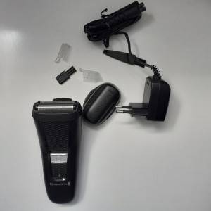 Brijači aparat Remington