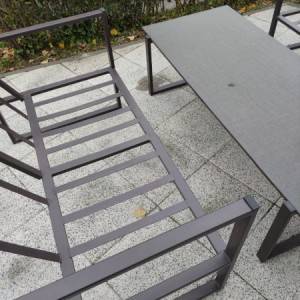 KOMPLET STOL + KLUPA + DVIJE STOLICE