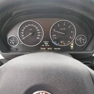 Prodajem auto zbog odlaska u inozemstvo