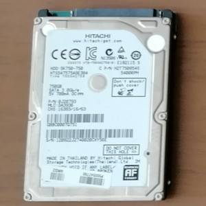 HITACHI 2,5 HTS547575A9E384, 750GB (94)