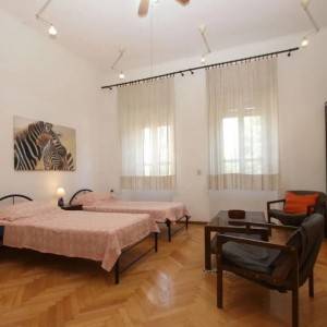 Stan,centar,Pula 120m2,4 sobe,3kupatila