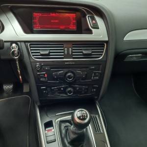 AUDI A4 Sline 1,8 TFSI 2011.god.