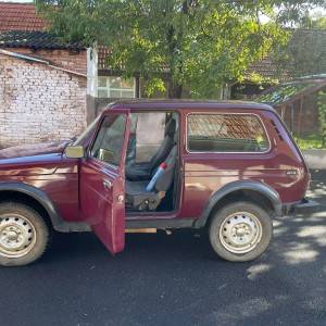 Lada Niva 1700 ; Plin/Benzin