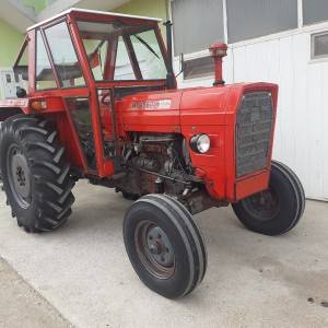 Traktor Imt 560 u dijelovima prodajem