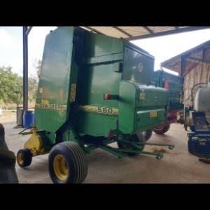 Rolo balirka John Deere 590