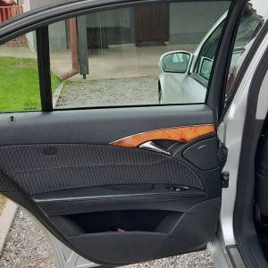 Mercedes-Benz W211 Elegance 220CDI