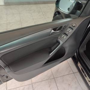 GOLF VI
