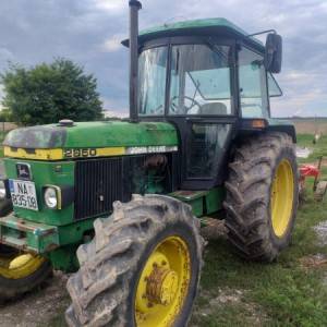 TRAKTOR JOHN DEEERE 2850