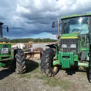TRAKTOR JOHN DEEERE 2850