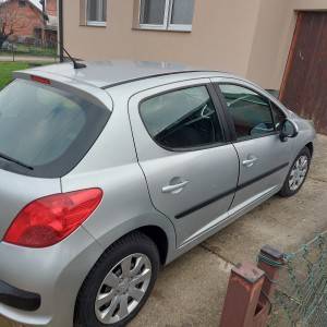 Prodaja automobila