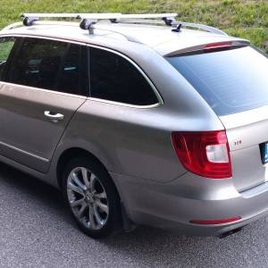 Škoda Superb Combi 2,0 TDI DSG nije uvoz reg. 08/23 može zamjena