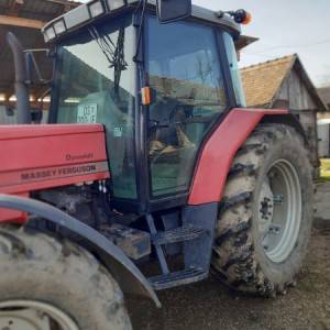TRAKTOR MASSEY FERGUSON